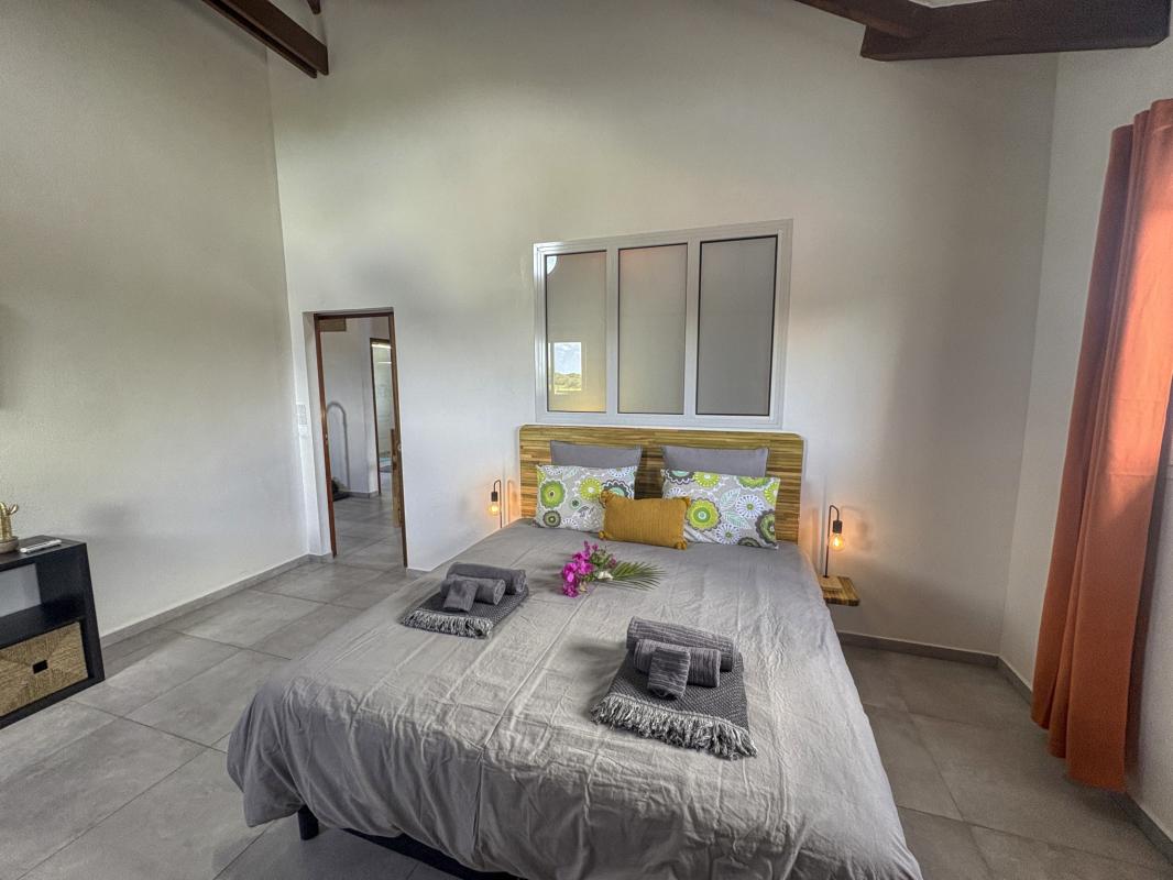 33.Location villa piscine le moule guadeloupe_Chambre 2